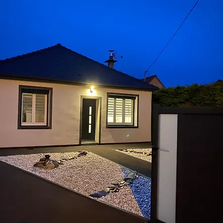 Hébergement de vacances Maison Rez-de-chaussée 3 étoiles Confortable *